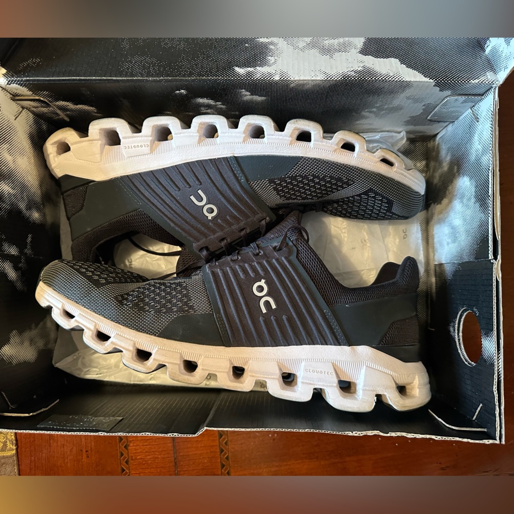 ON CLOUDSWIFT SIZE 12